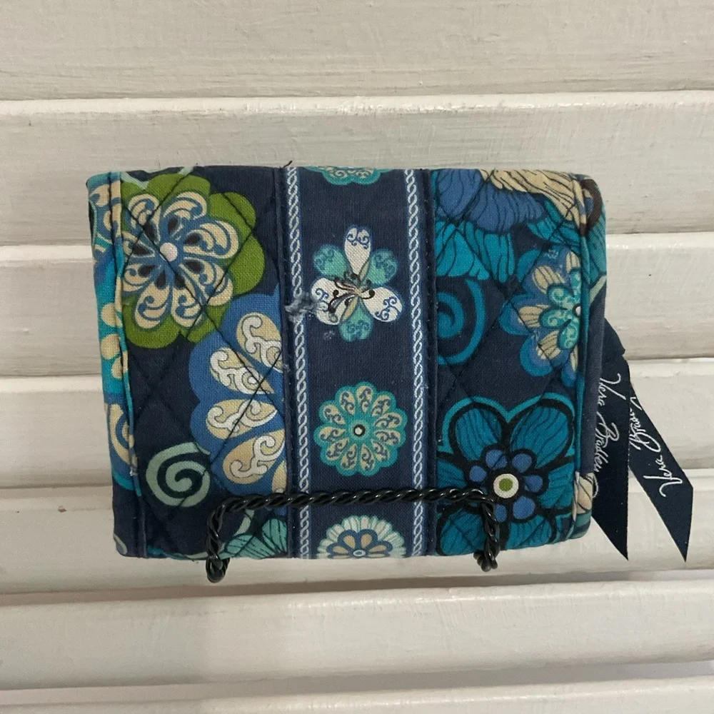 Vera Bradley Bermuda Blue Trifold Wallet - Picture 2 of 6